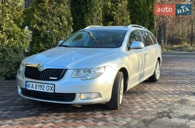 Универсал Skoda Superb 2011 в Киеве