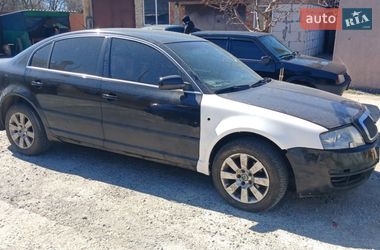 Лифтбек Skoda Superb 2005 в Полтаве