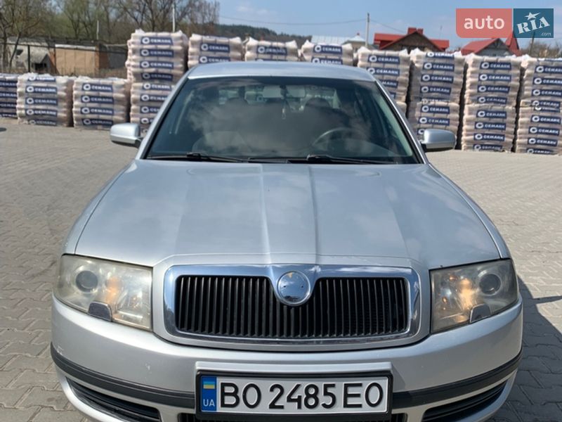 Skoda Superb 2006