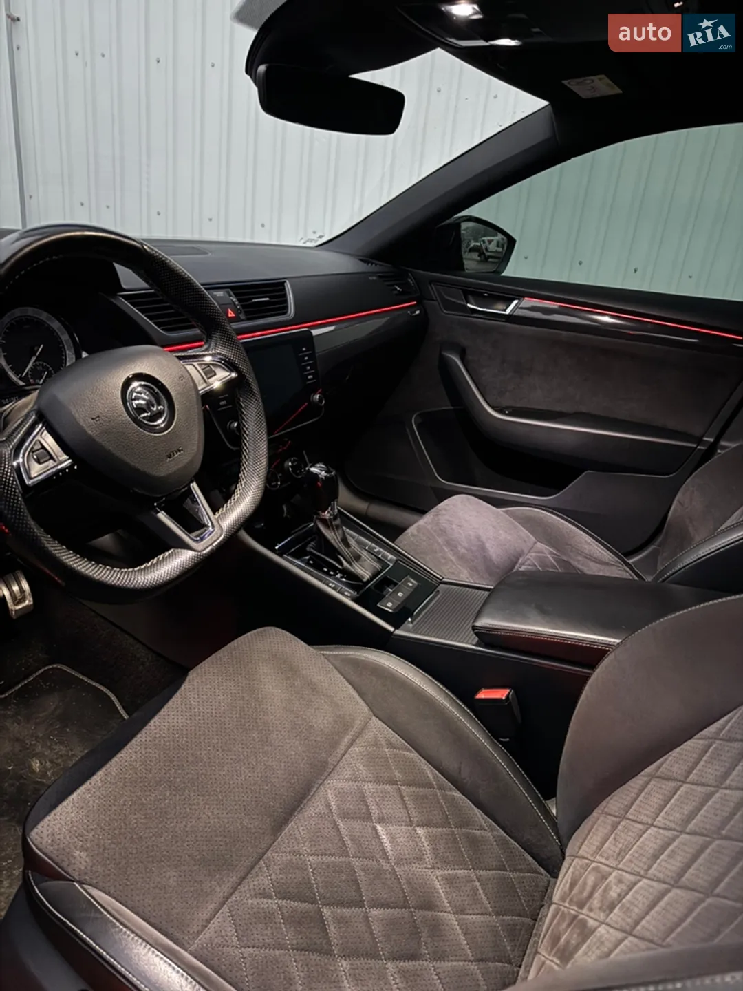 2017 Skoda Superb - мініатюра 17