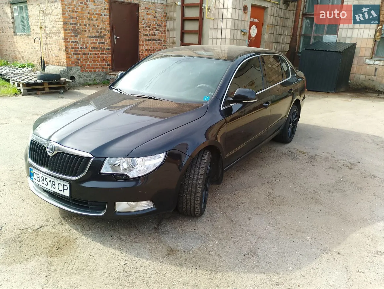 2010 Skoda Superb - мініатюра 17