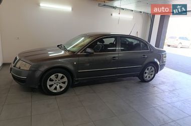 Лифтбек Skoda Superb 2003 в Ровно