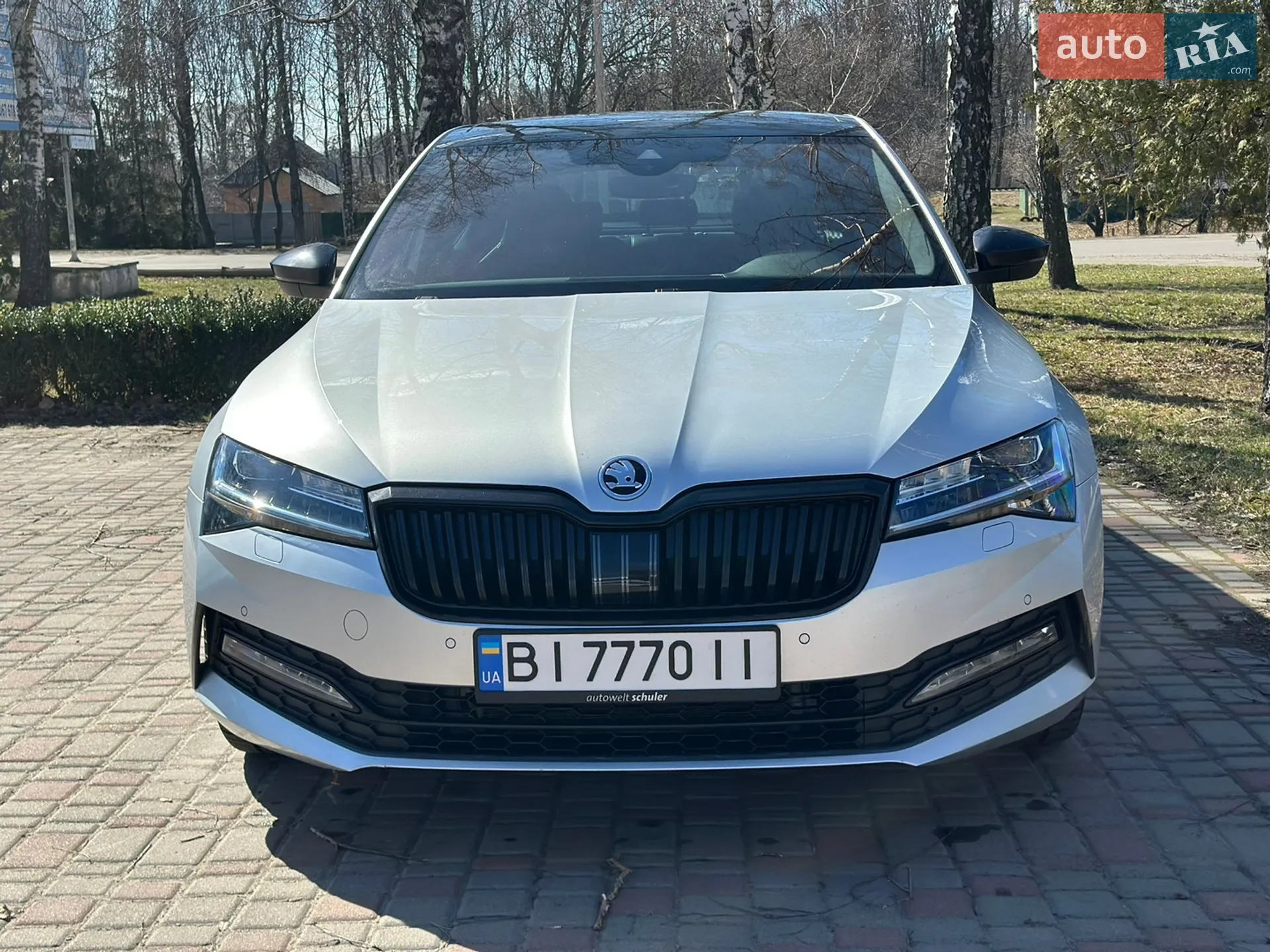 2019 Skoda Superb - мініатюра 2