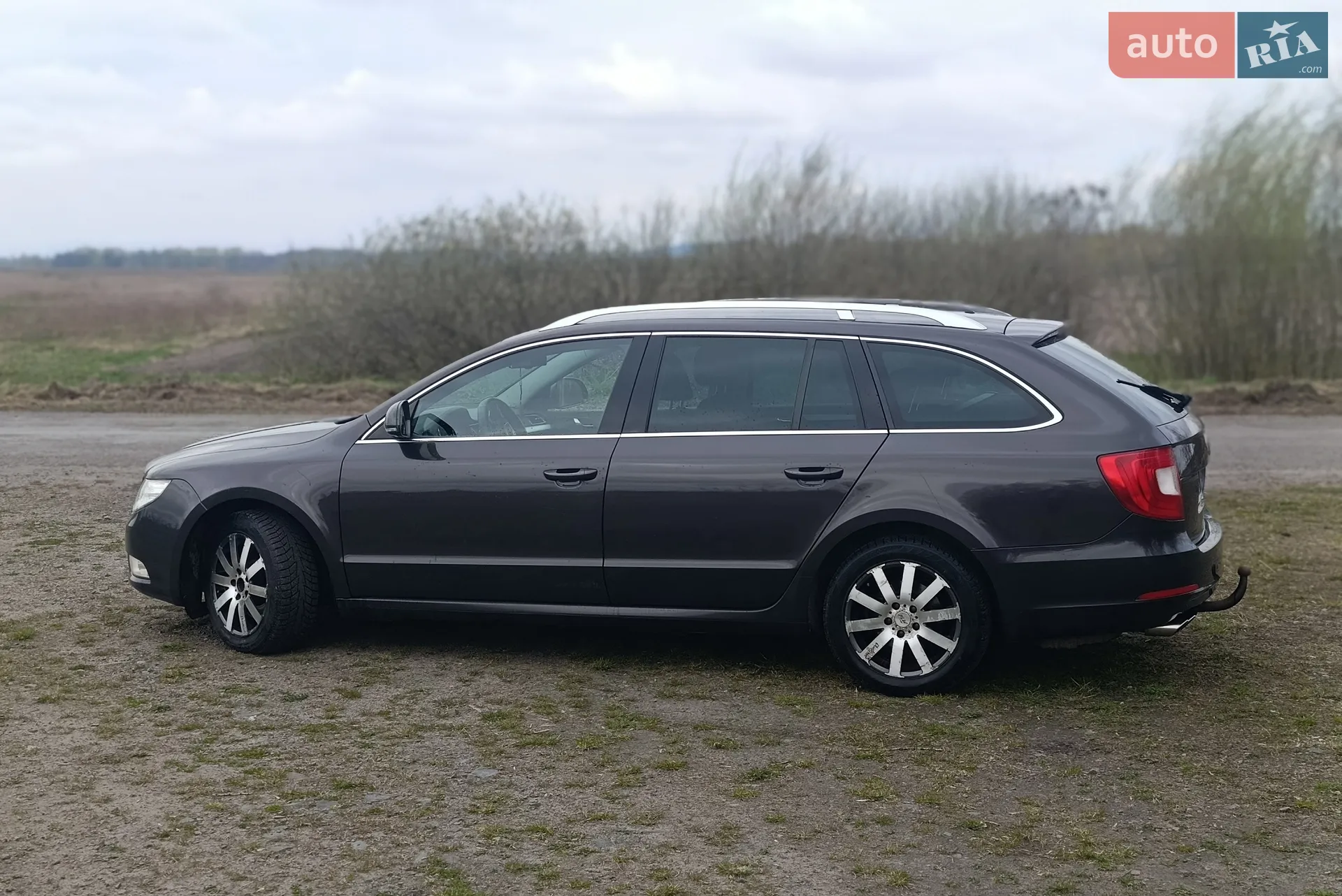 2011 Skoda Superb - мініатюра 3