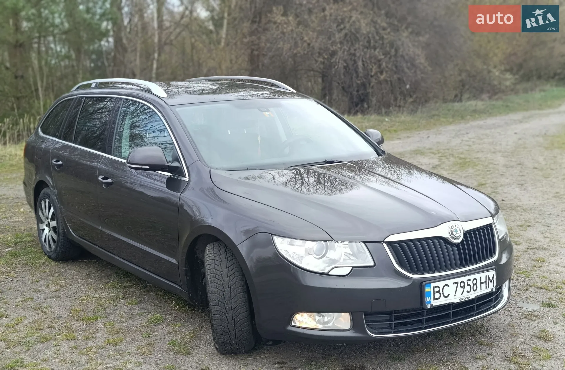 2011 Skoda Superb - мініатюра 8