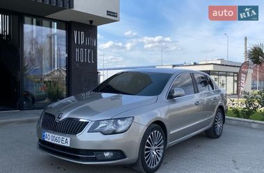 Универсал Skoda Superb 2013 в Ужгороде