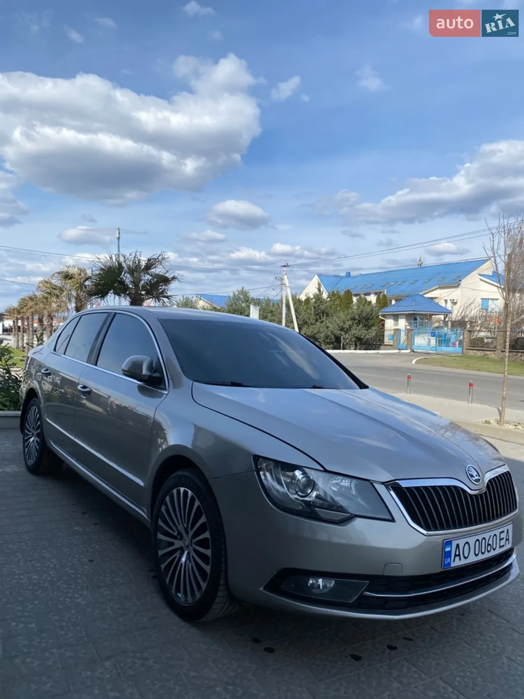 2013 Skoda Superb - мініатюра 2