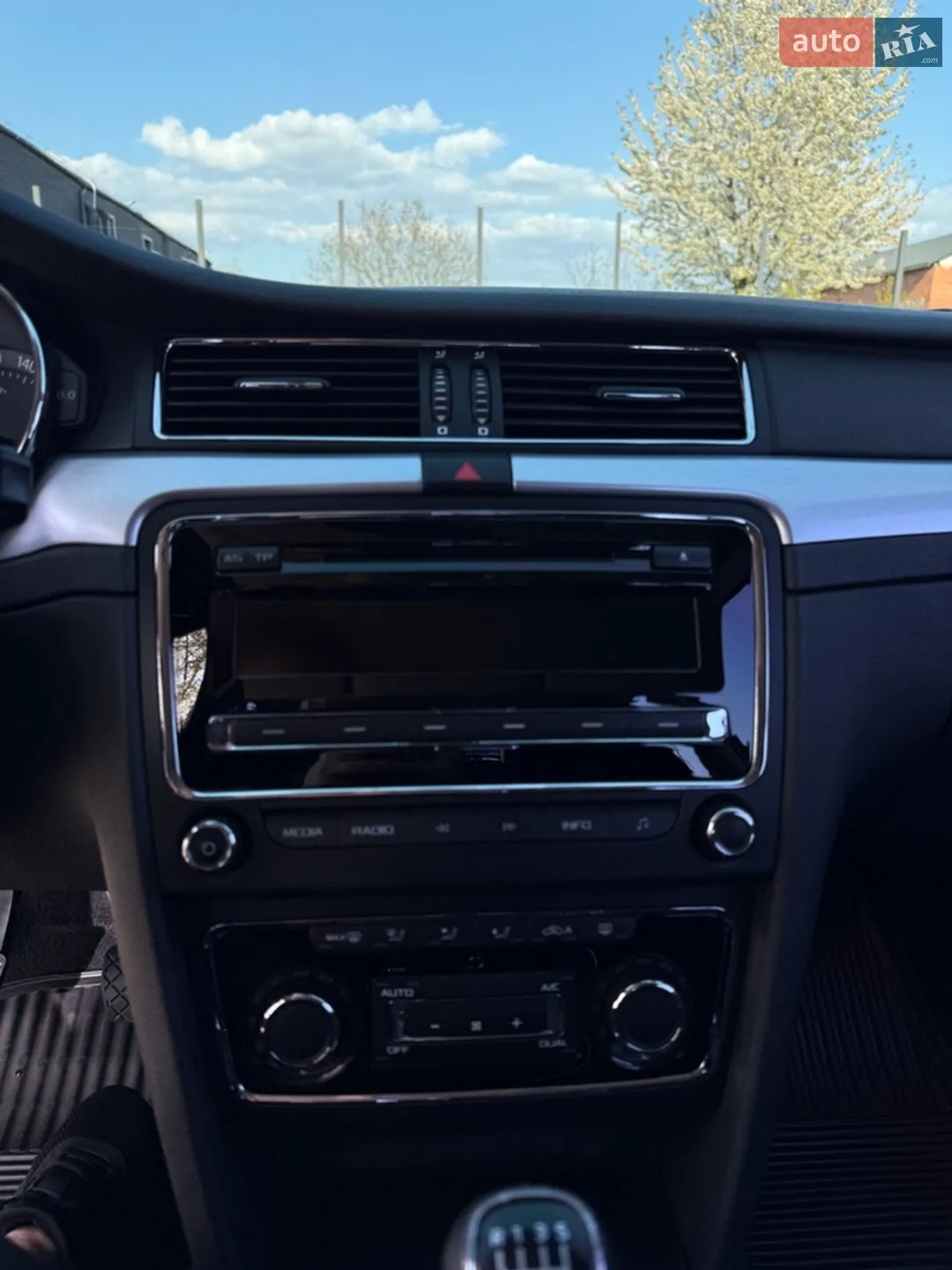 2013 Skoda Superb - мініатюра 19