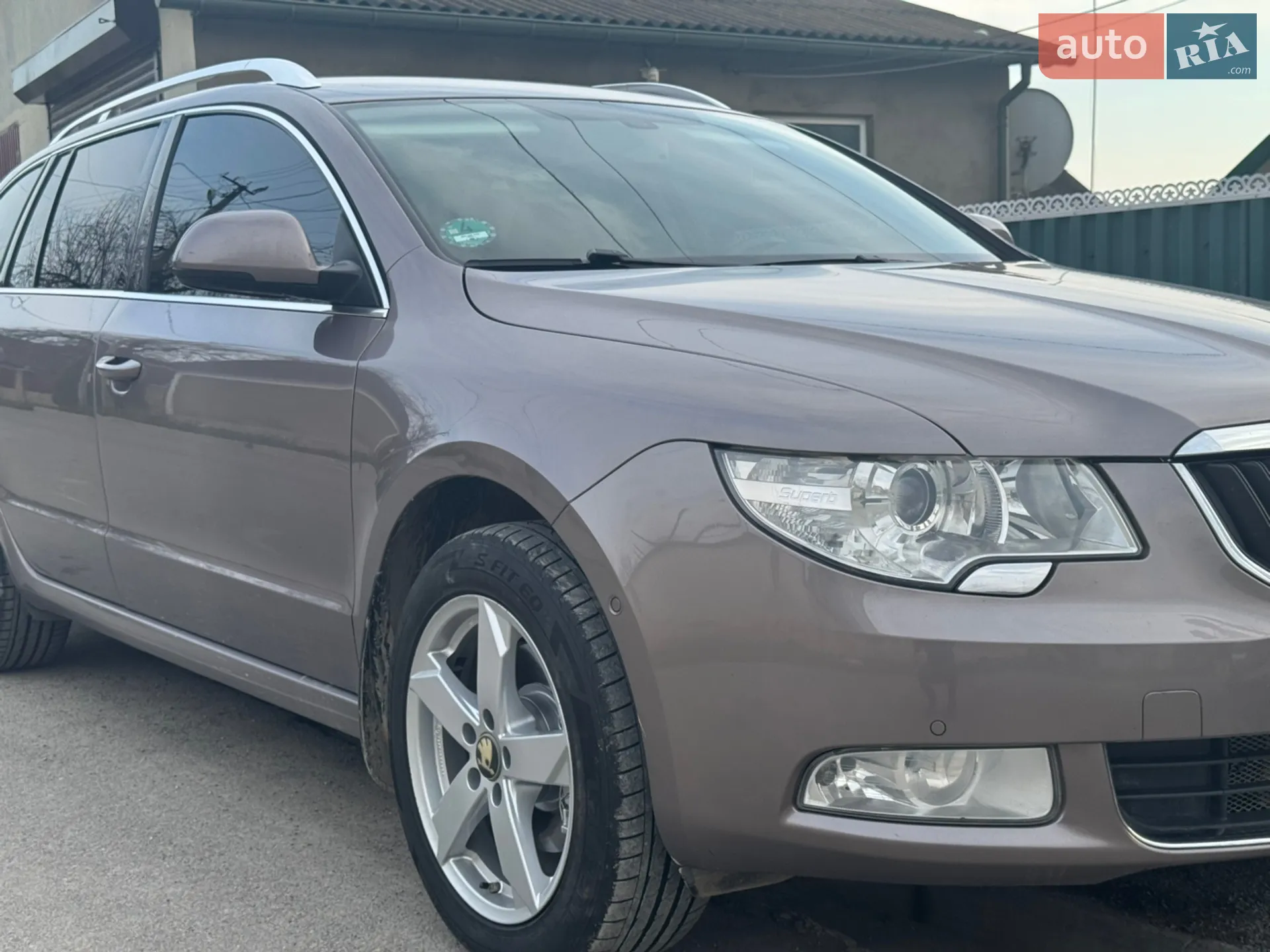 2011 Skoda Superb - мініатюра 16