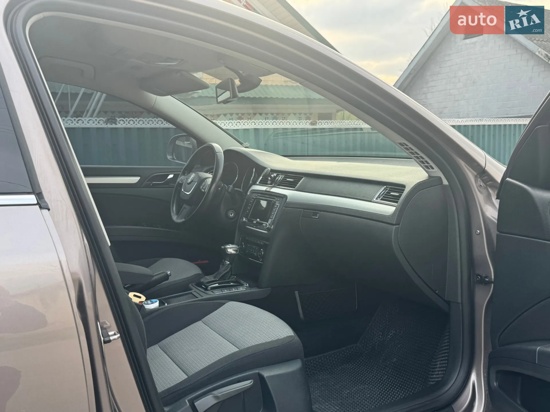 2011 Skoda Superb - мініатюра 25