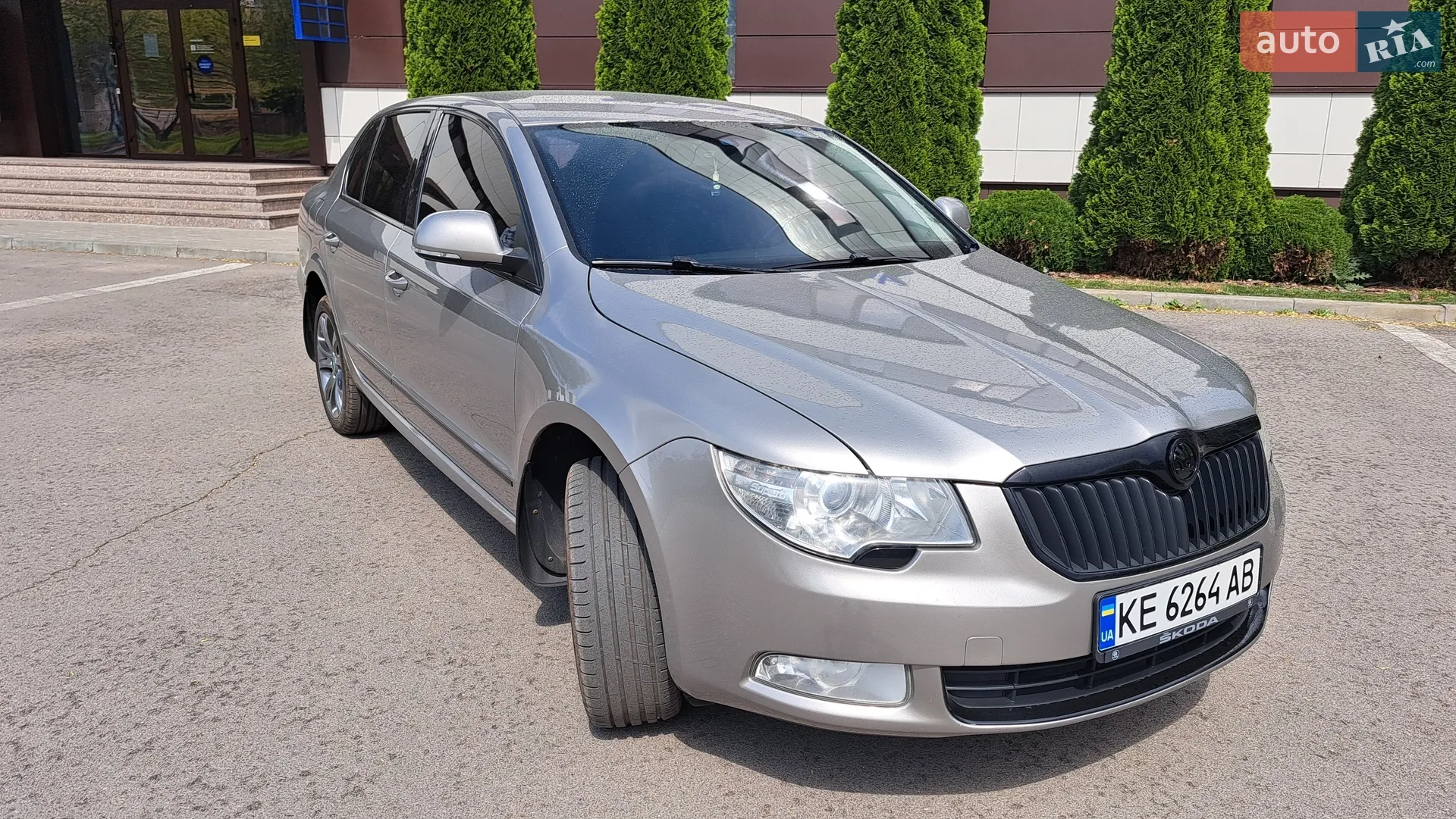 2010 Skoda Superb - мініатюра 3
