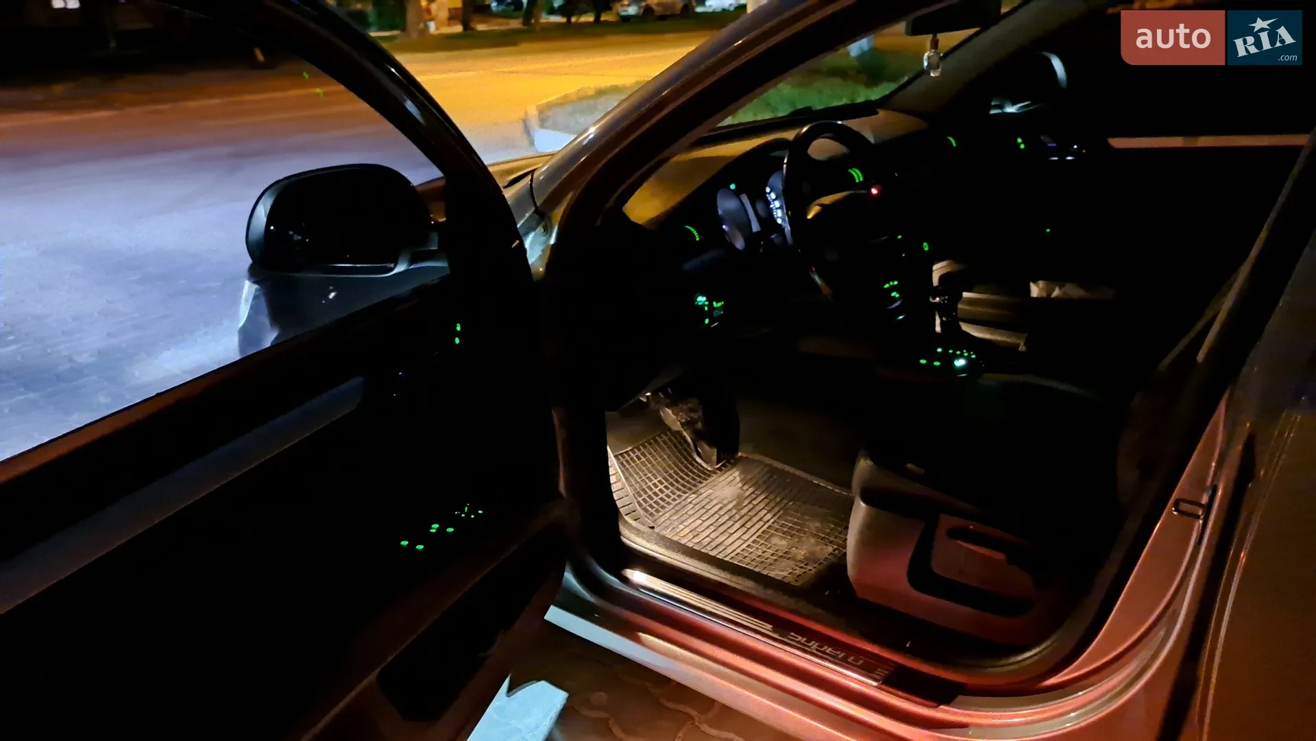 2010 Skoda Superb - мініатюра 44