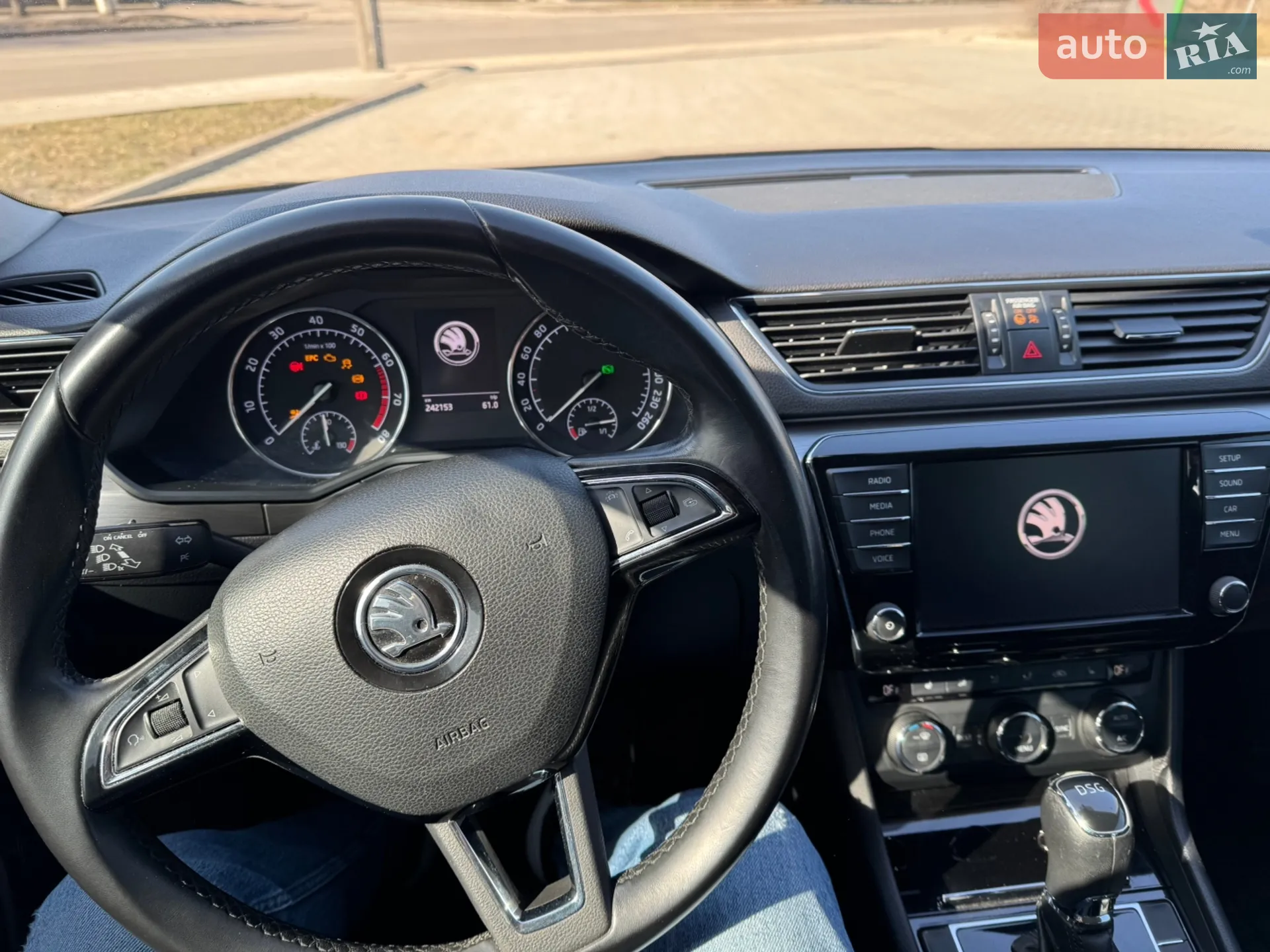 2017 Skoda Superb - мініатюра 15