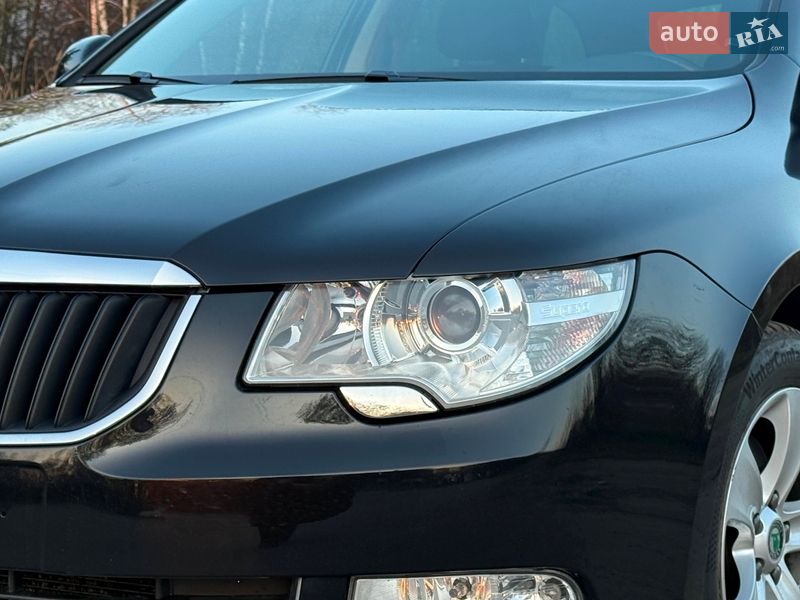 Універсал Skoda Superb 2012 в Львові фото 18 Універсал Skoda Superb 2012 в Львові