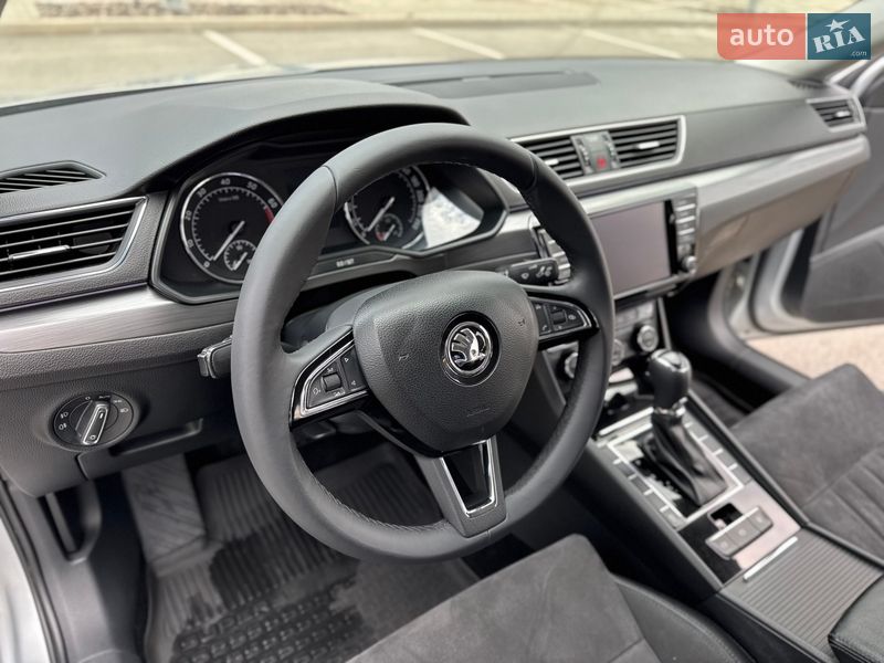 Ліфтбек Skoda Superb 2017 в Харкові фото 53 Ліфтбек Skoda Superb 2017 в Харкові