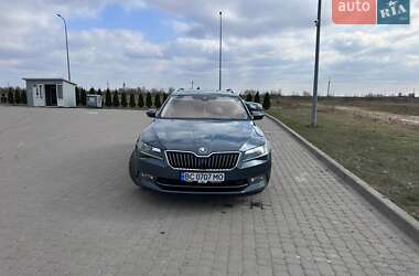 Універсал Skoda Superb 2017 в Львові