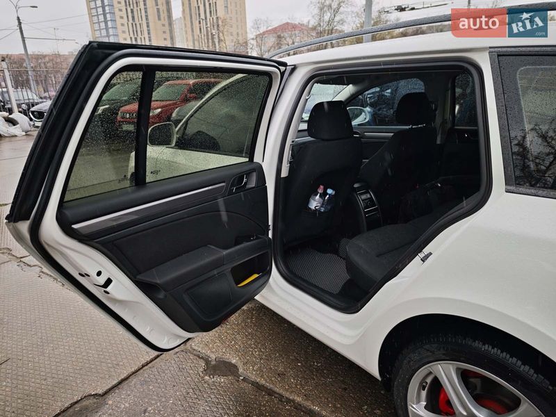 Универсал Skoda Superb 2014 в Харькове фото 16 Универсал Skoda Superb 2014 в Харькове