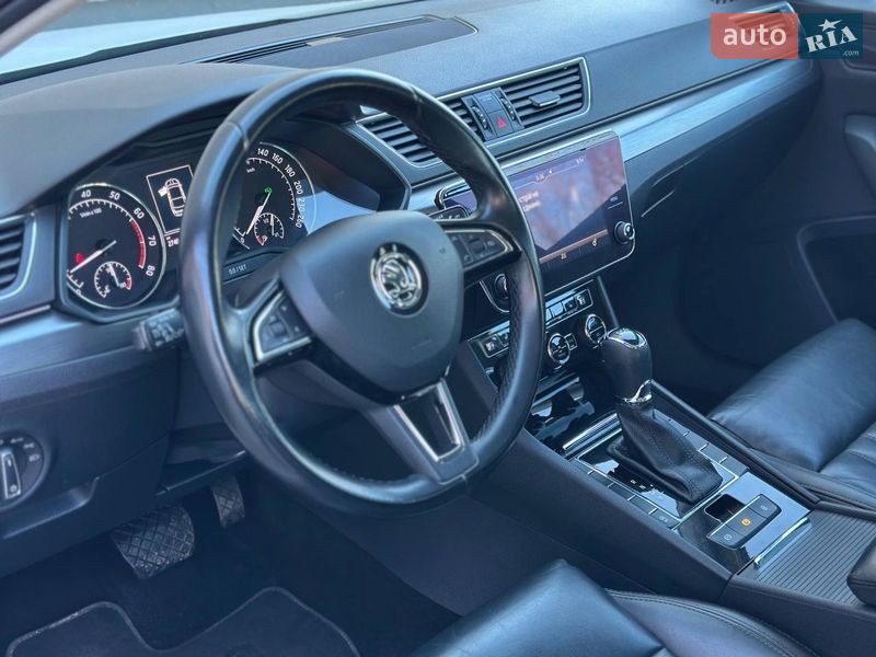 Ліфтбек Skoda Superb 2018 в Києві фото 20 Ліфтбек Skoda Superb 2018 в Києві