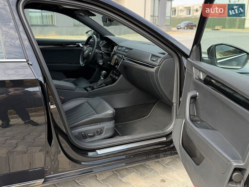 Ліфтбек Skoda Superb 2022 в Ужгороді