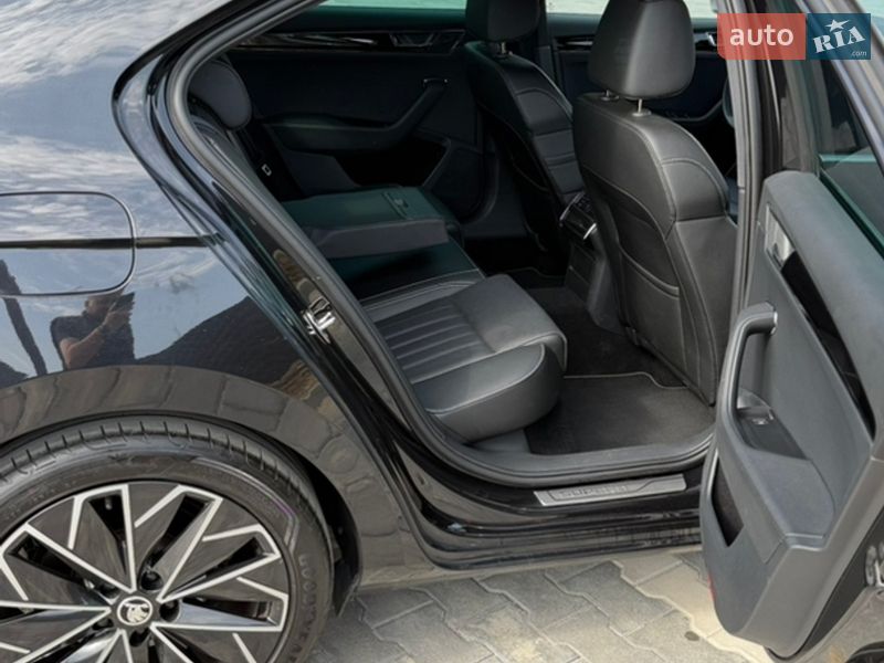 Ліфтбек Skoda Superb 2022 в Ужгороді