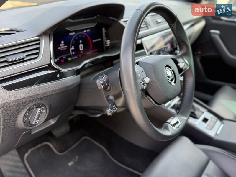Ліфтбек Skoda Superb 2022 в Ужгороді