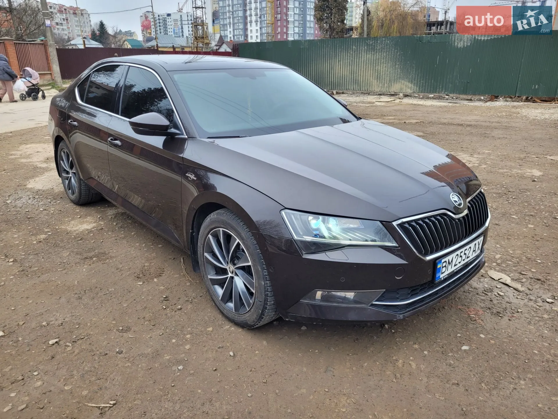 2019 Skoda Superb - мініатюра 2