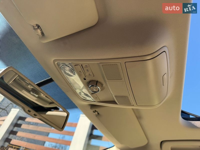 Універсал Skoda Superb 2014 в Києві фото 54 Універсал Skoda Superb 2014 в Києві