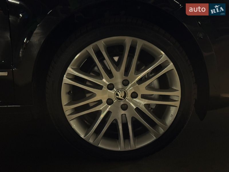 Універсал Skoda Superb 2014 в Києві фото 63 Універсал Skoda Superb 2014 в Києві