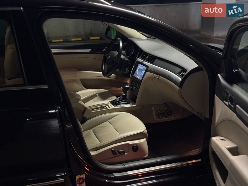 Універсал Skoda Superb 2014 в Києві фото 78 Універсал Skoda Superb 2014 в Києві