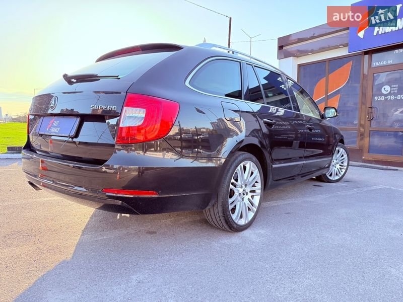 Универсал Skoda Superb 2013 в Киеве
