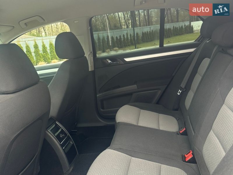 Ліфтбек Skoda Superb 2012 в Луцьку