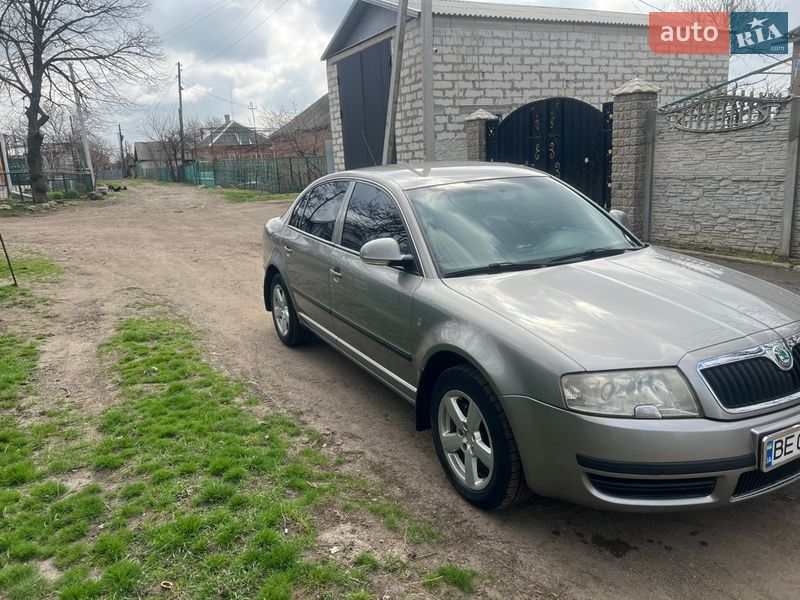Лифтбек Skoda Superb 2007 в Первомайске