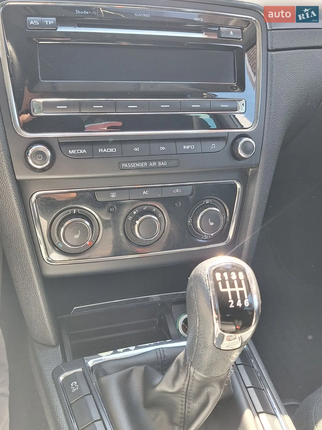 2011 Skoda Superb - мініатюра 23