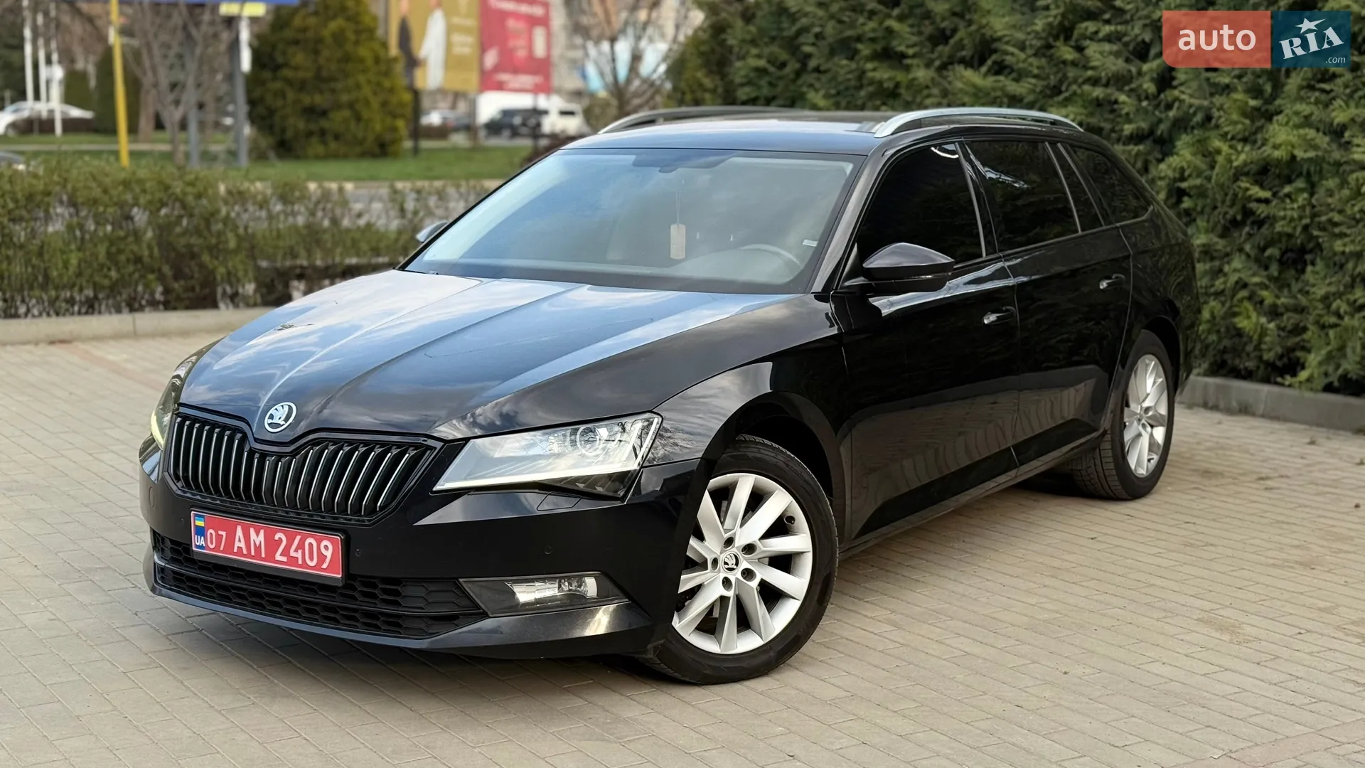 2019 Skoda Superb - мініатюра 3