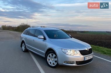Універсал Skoda Superb 2010 в Лозовій