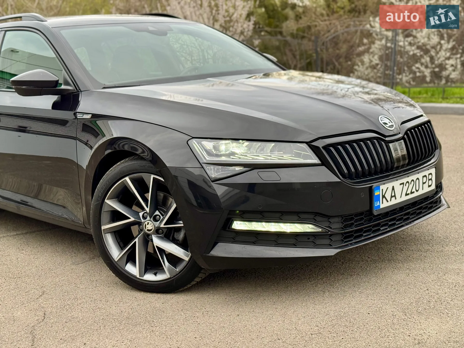 2020 Skoda Superb - мініатюра 2