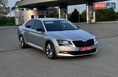 Ліфтбек Skoda Superb 2017 в Долині