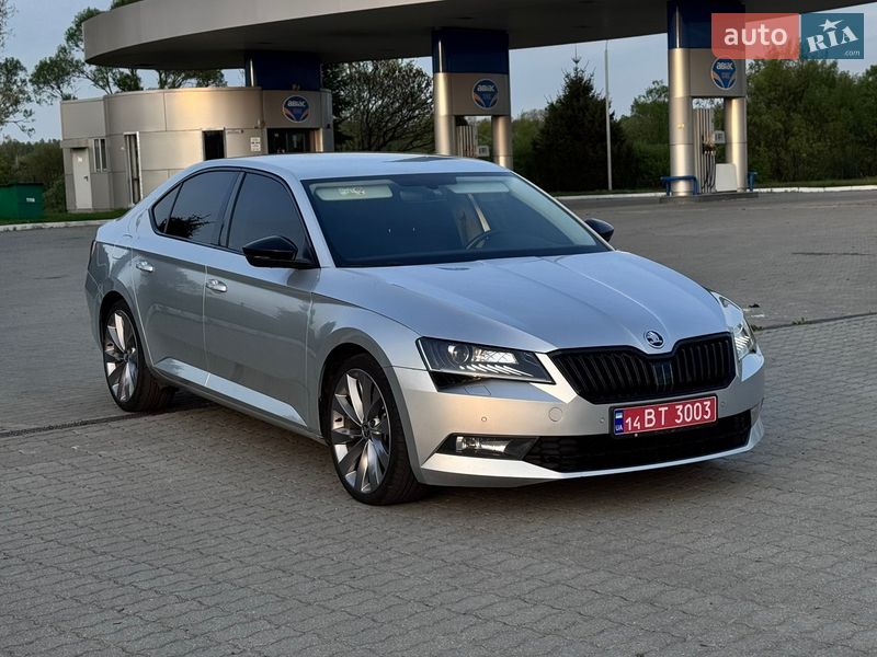 Ліфтбек Skoda Superb 2017 в Долині