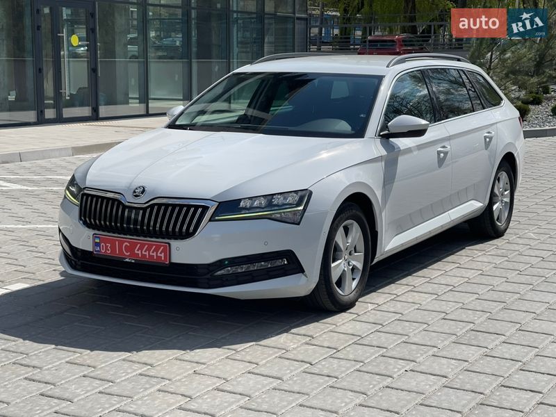 Skoda Superb 2021