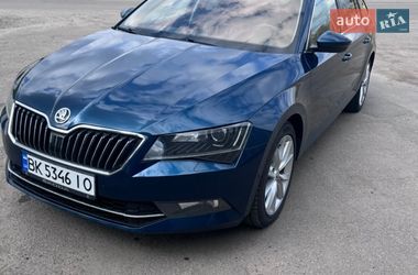 Универсал Skoda Superb 2018 в Здолбунове
