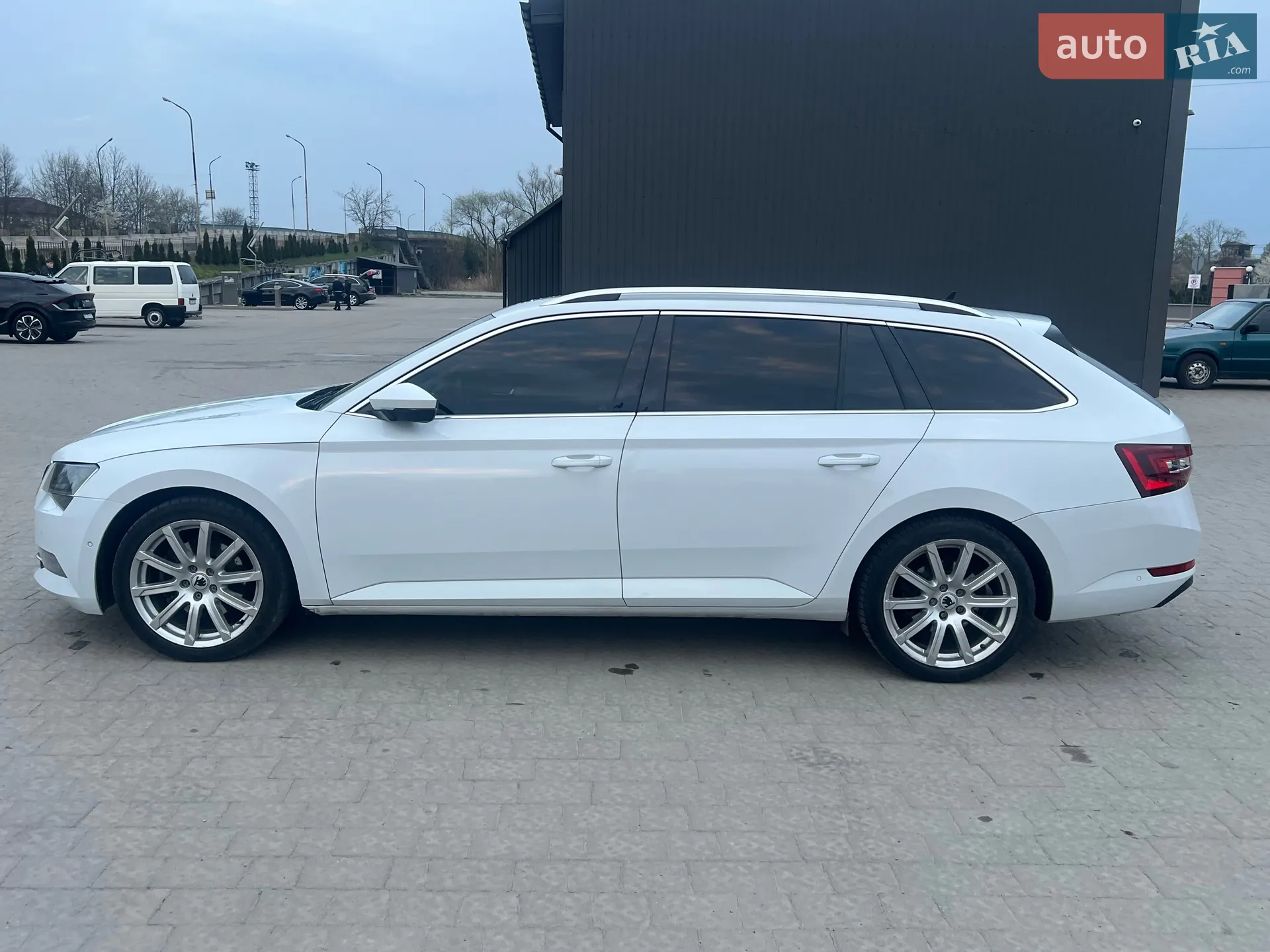 2016 Skoda Superb - мініатюра 39