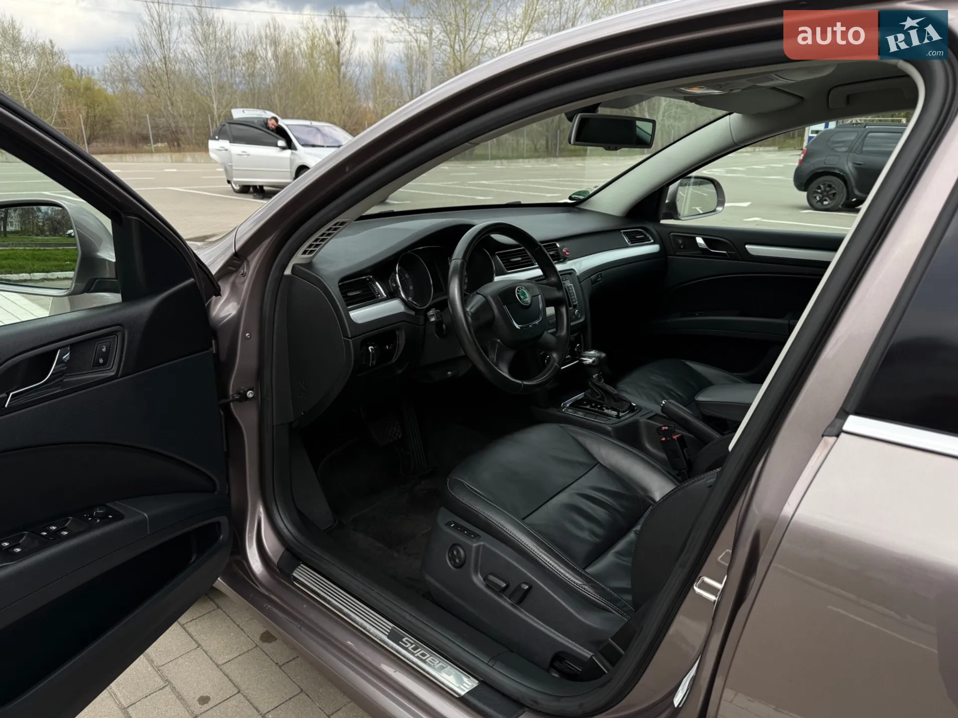 2011 Skoda Superb - мініатюра 31
