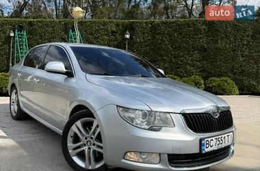 Ліфтбек Skoda Superb 2010 в Жовкві