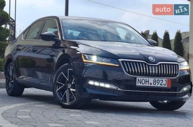 Лифтбек Skoda Superb 2021 в Стрые