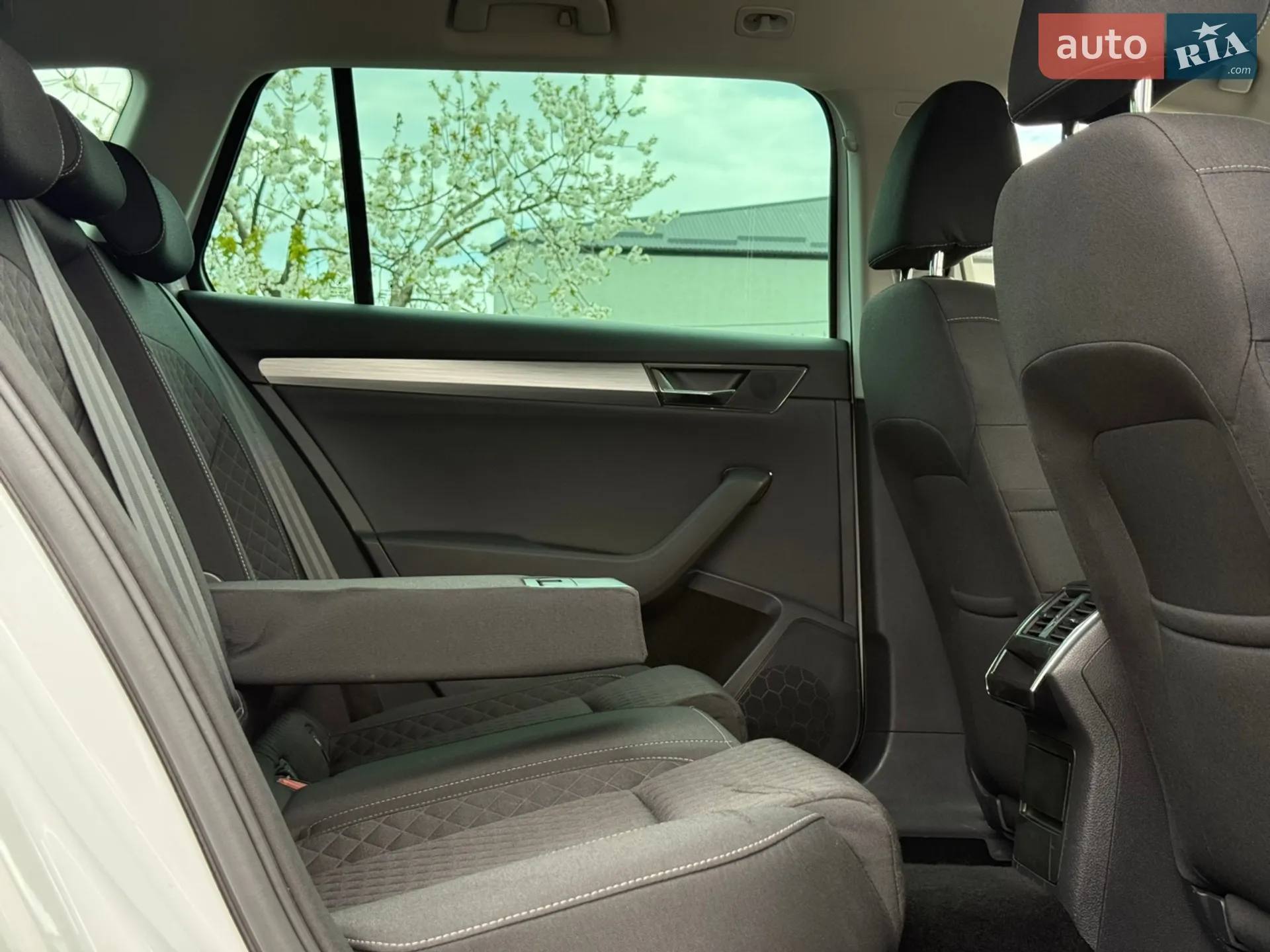 2022 Skoda Superb - мініатюра 38