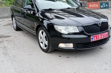 Универсал Skoda Superb 2012 в Киеве