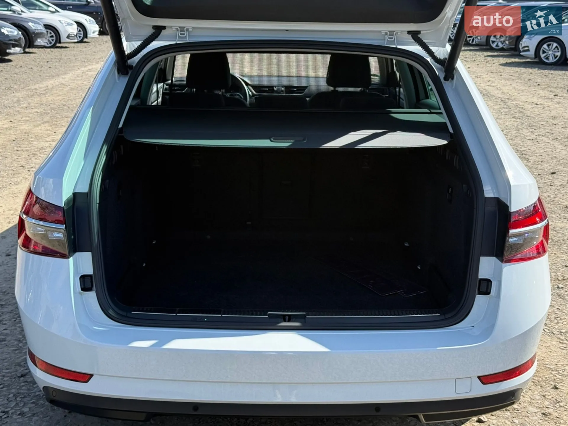 2022 Skoda Superb - мініатюра 34