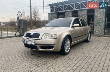 Лифтбек Skoda Superb 2004 в Тячеве