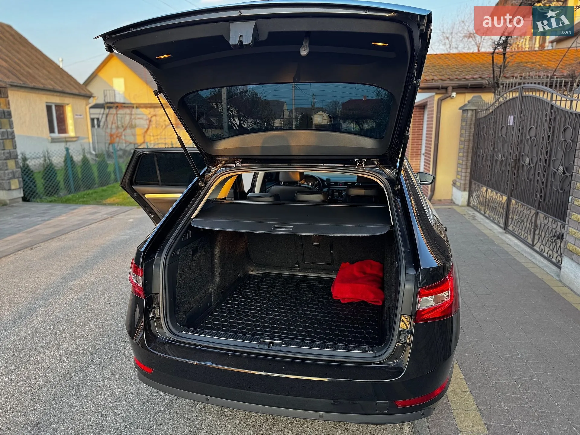 2015 Skoda Superb - мініатюра 11