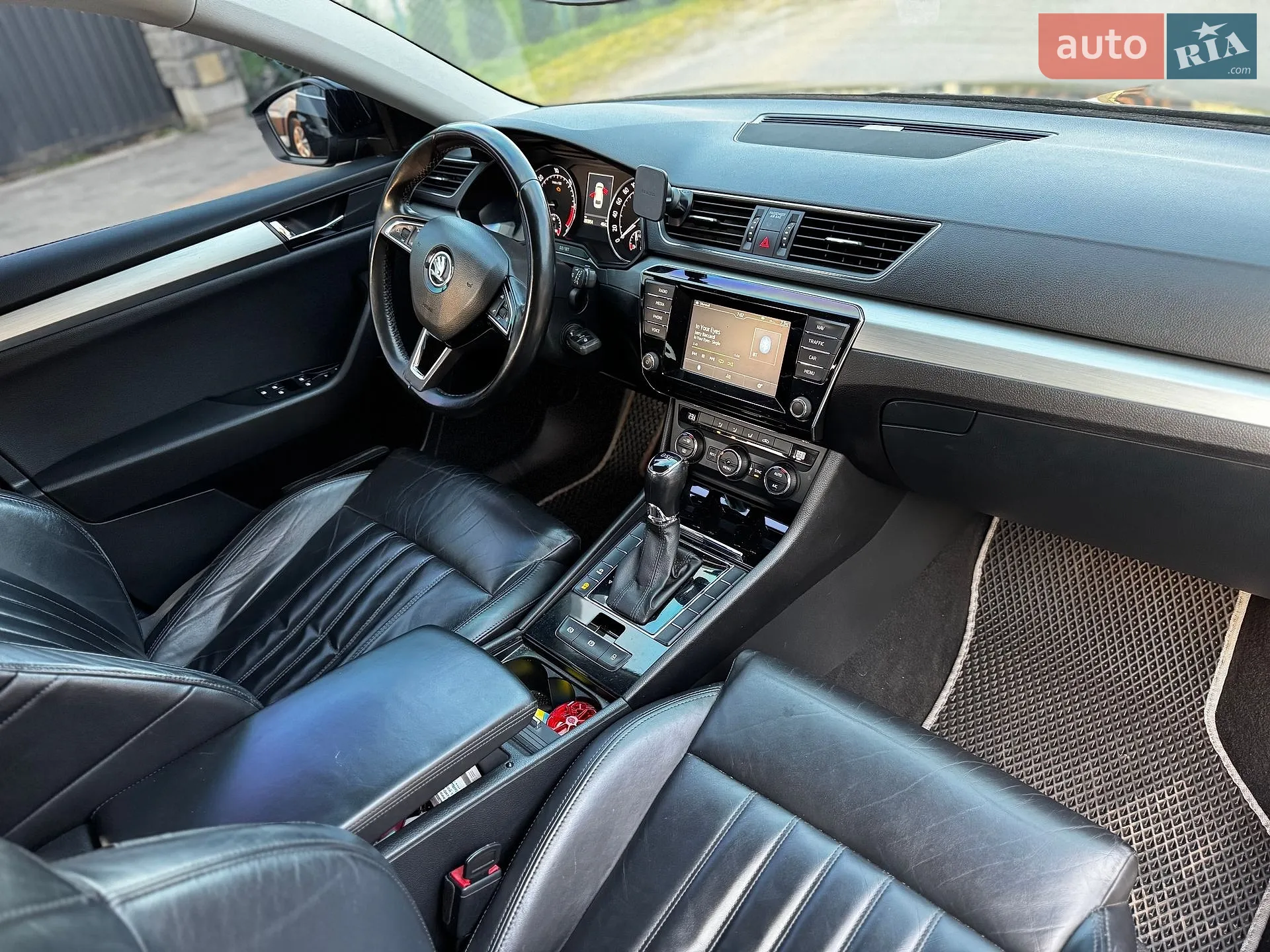 2015 Skoda Superb - мініатюра 14